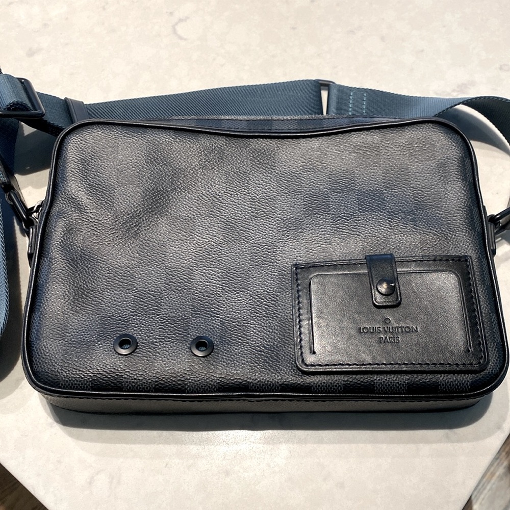 Louis Vuitton Alpha Messenger crossbody